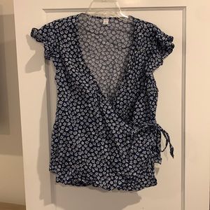Old Navy blue with white flowers XL top